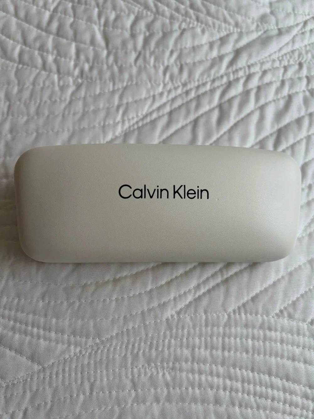 Calvin Klein Eyeglass Case New White Reading Glasses Hard Case Holder